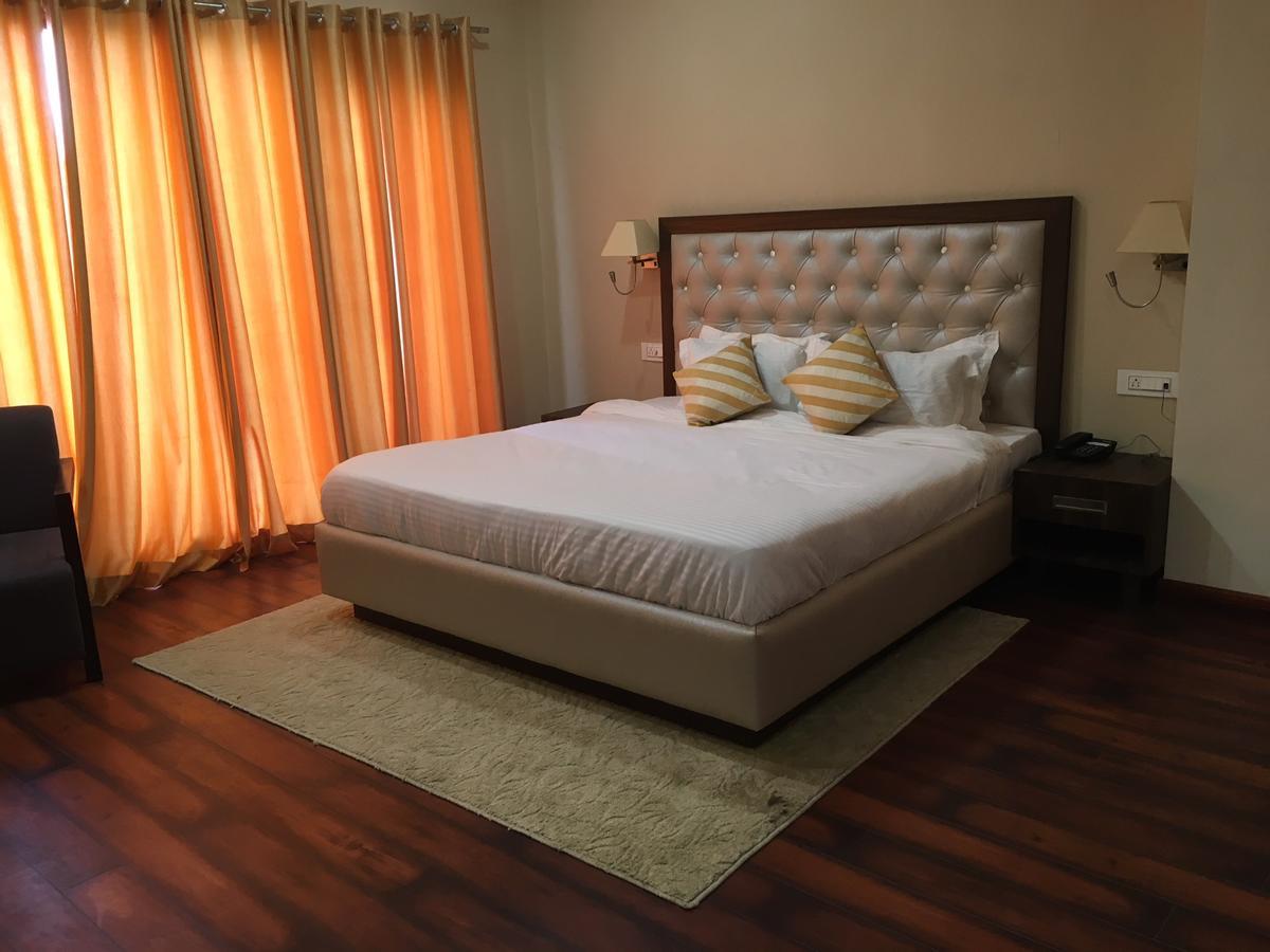 Hotel Anand Renaissance Firozpur Εξωτερικό φωτογραφία